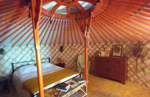 Riocaud Cama Y Desayuno | La yourte des Merveillaux