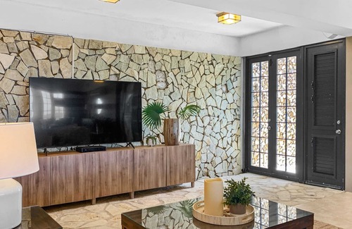 Lajas Apartamento | La Zima | Exotic luxury apartment with stellar views!