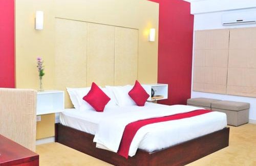 Hatton Hotel | Laa Adams - The Luxurious Living