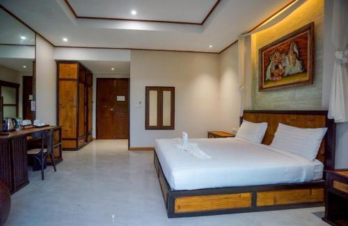Nong Chaeng Hotel | Laan Mai Fai Chang Resort
