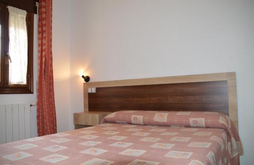 La Calahorra Casa | LABELLA - Hostal Rural Restaurante