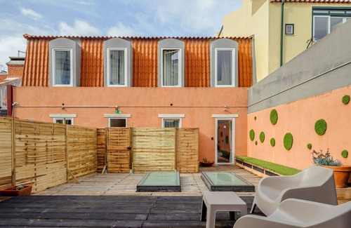 Alcantara Apartamento | Labor Alliance Residence - Room 15 by LovelyStay