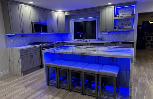 Harbor Casa | Holiday Sale: Near Disneyland, Knotts & Aquarium!