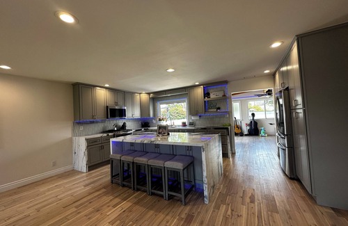 Harbor Casa | Holiday Sale: Near Disneyland, Knotts & Aquarium!