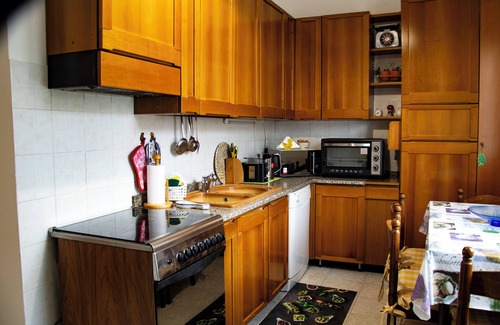 Varano Borghi Apartamento | LaCasaDeiNonni - Lakes&Relax