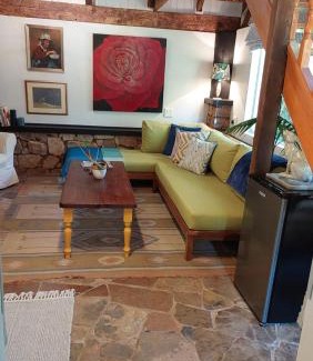 Hilton Apartamento | Lacebark Cottage