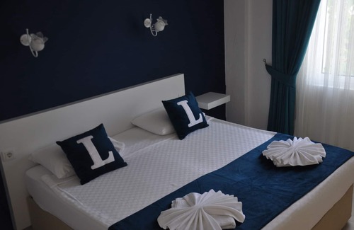 Selimiye Hotel | Lacivert Boutique Hotel