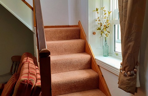 Garrykennedy Cabaña | LACKAROE COTTAGE, family friendly in Garrykennedy, County Tipperary