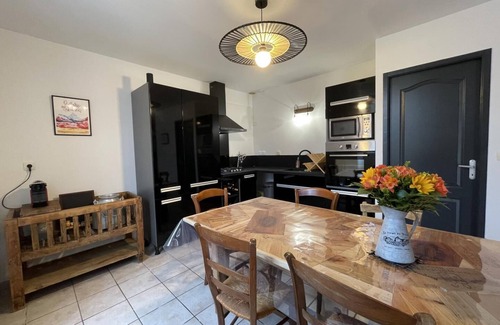 Laroin Casa | Lacoste - Laroin - Gîte