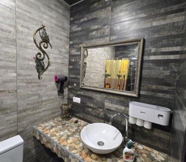 Yeghegnadzor Hotel | Lada's Hotel of Sun
