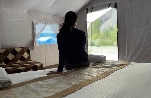 Hundur Cama Y Desayuno | Ladakh Mountian Escape Camp by LexStays
