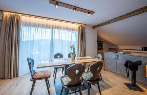 Castelrotto Apartamento | Ladinser Hof Western Suite