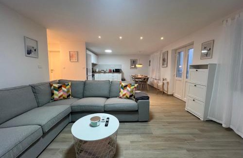 Ratac Apartamento | Lady Di
