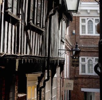 York Apartamento | Lady Pecketts Yard One bedroom, sleeps four-