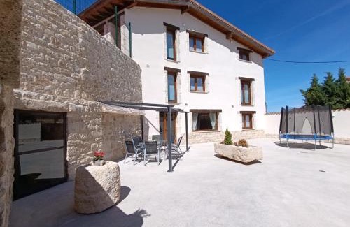 Revilla-Vallegera Casa | Lagar Del Altillo-Revilla Vallejer