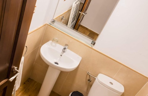 Alora Villa | Holidays2Malaga El Chorro-Apartamento 3 dormitorios con piscina, jardines y más