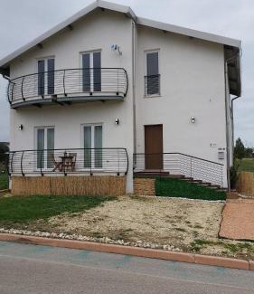 Miglianico Apartamento | Laghetto Golf Miglianico Apartments