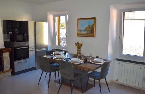Lavena Ponte Tresa Apartamento | Lago di Lugano - Casa Cecilia