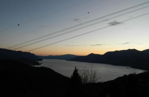 Vignone Apartamento | Lago Maggiore Holiday House with Panoramic Views