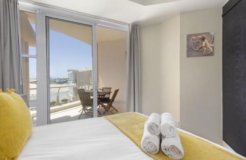 Lagoon Beach Apartamento | Lagoon Beach 302A by Host Agents