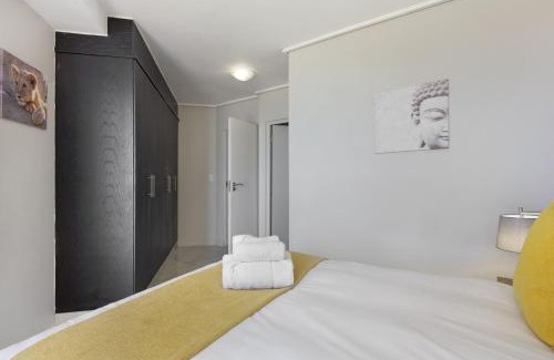 Lagoon Beach Apartamento | Lagoon Beach 302A by Host Agents