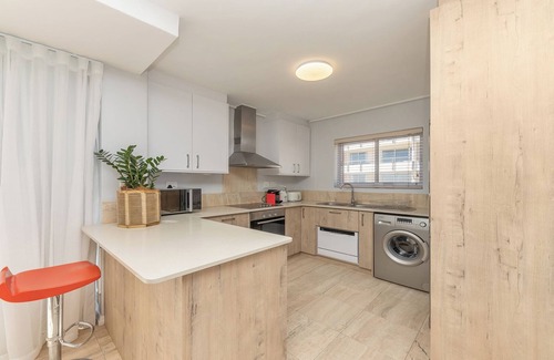 Lagoon Beach Apartamento | Lagoon Beach APT 127 by HMH