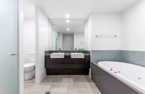 Port Douglas Complejo | Two Bedroom Swimout 128 in Tropical Resort