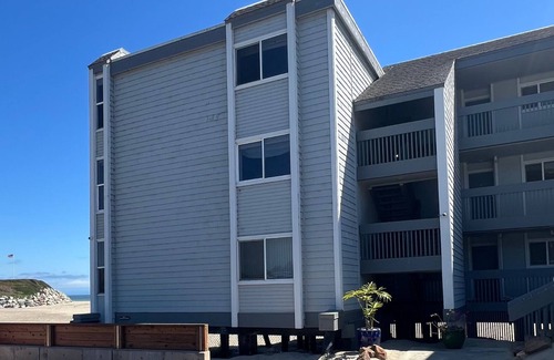 Eastside Santa Cruz Condominio | Lagoon on the Sea – Your Perfect Beach Getaway
