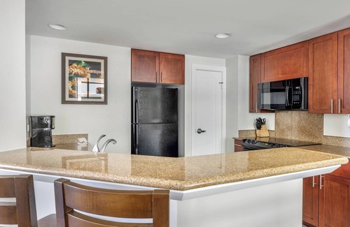 Waikiki Condominio | Lagoon Tower! Family Friendly Resort! Beautiful Hilton Condo On Waikiki Beach!