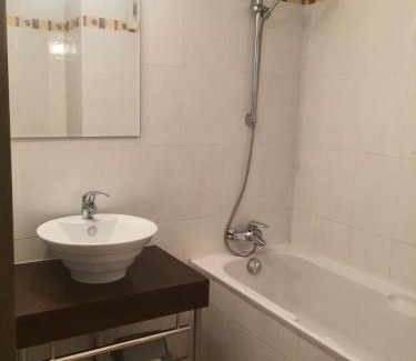 Barjac Complejo | Lagrange Grand Bleu Vacances – Résidence La Closerie