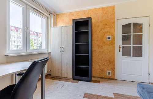 Brzezno Apartamento | Laguna Apartment - 1 km to Baltic Sea & 15 Minutes to Gdańsk Old Town