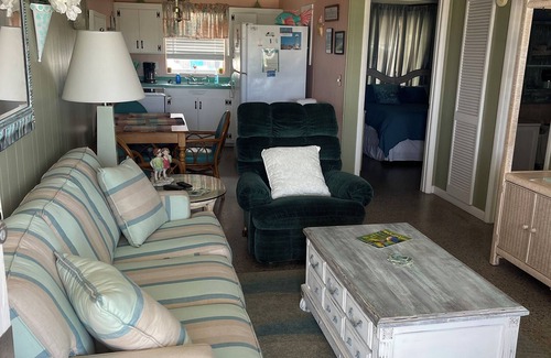 Laguna Beach Cabaña | Laguna Place Cottages (B)