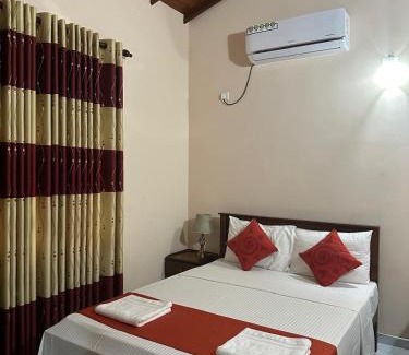 Andiambalama Cama Y Desayuno | Lahiru Airport Villa