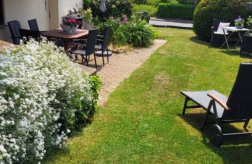 Rhein-Lahn-Kreis District Apartamento | Lahnhöhen close to nature - two-room apartment, fireplace, garden, electric charging station