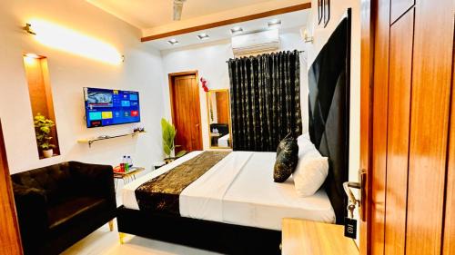 Lahore Casa | Lahore Guest House 4'9