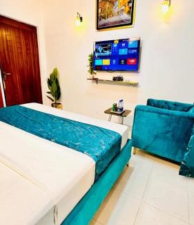 Lahore Casa | Lahore Guest House 4'9