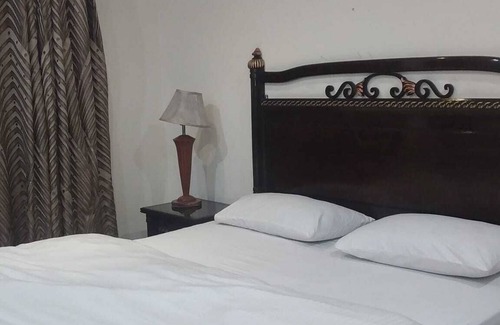 Lahore Hotel | New Palace Hotel