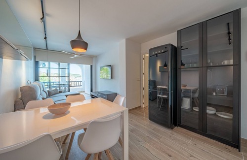 L'Escala Apartamento | Laia: Apartamento con vista al mar, a 50m de la playa