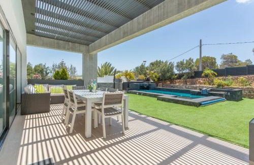 Triquivijate Casa | Laian
