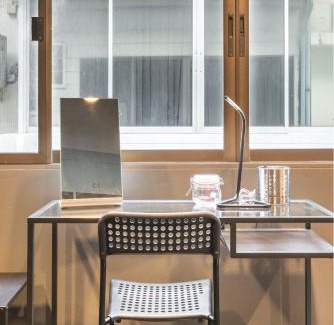 Nana Apartamento | Laid Back Bangkok Living in a Retro Chic Retreat