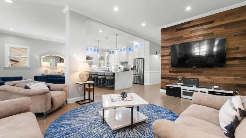 Mount Mourne Casa | Laid Back Lake Life by AvantStay Waterfront View