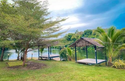 Kanchanaburi Otro | Lak view บ้านพักริมน้ำกาญจนบุรี