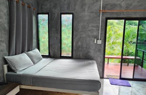 Kanchanaburi Otro | Lak view บ้านพักริมน้ำกาญจนบุรี