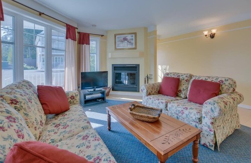 Saint Donat Condominio | Lake Archambault Condo 326