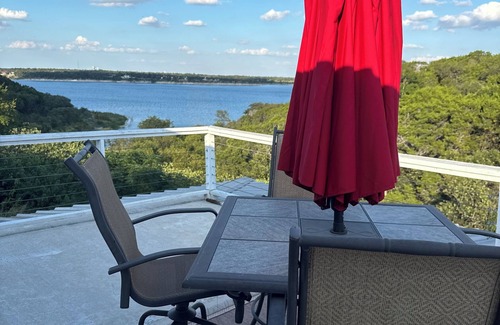 Belton Casa | Lake Belton Getaway- Sleeps 12
