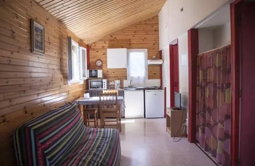 Naucelle Chalet De Esquí | Lake Bonnefon campsite *** - Chalet CONFORT 30 m2 (2 bedrooms) 6 persons
