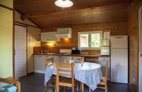 Naucelle Chalet De Esquí | Lake Bonnefon campsite *** - Chalet PREMIUM with lake view 34 m2 (2 bedrooms) 5 people