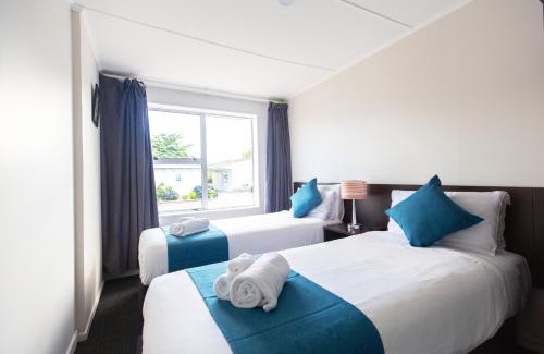 Taupo Hotel | Lake Breeze Motel