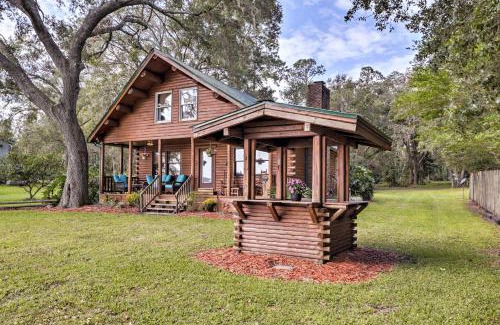 Pomona Park Casa | Lake Broward Cabin with Private Boat Launch and Dock!
