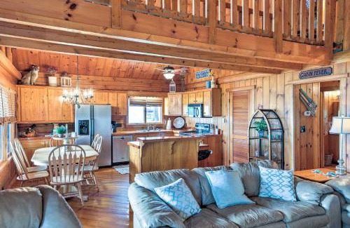 Pomona Park Casa | Lake Broward Cabin with Private Boat Launch and Dock!